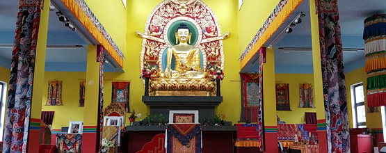 Świątynia w Centrum Bencien Karma Kamtsang w Grabniku