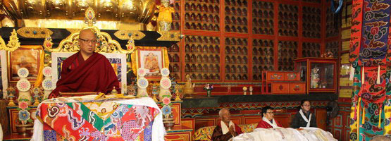 Powitanie Drubłanga Sangje Njenpy Rinpoczego w Bencien